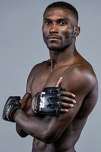 Michael Oliveira