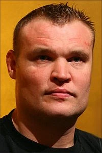 Semmy Schilt