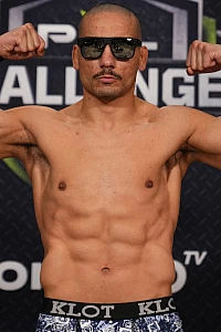 Carlos Leal